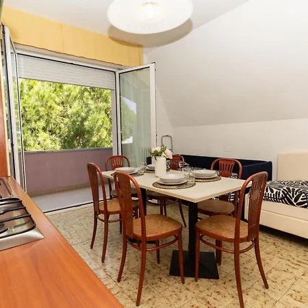 Apartment Sweet *