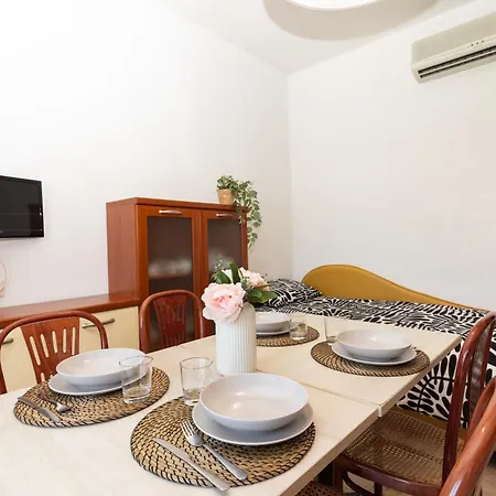 Sweet Apartment